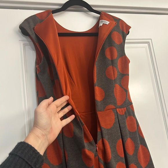 Maggy London Sleeveless Polka Dot Orange and Gray Midi Dress - Picture 5 of 14